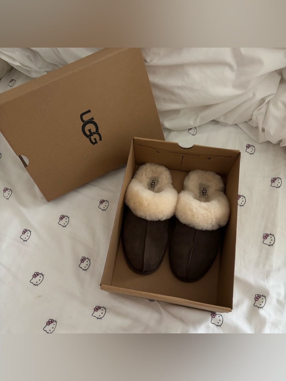 UGG espresso and cream slippers - barely worn